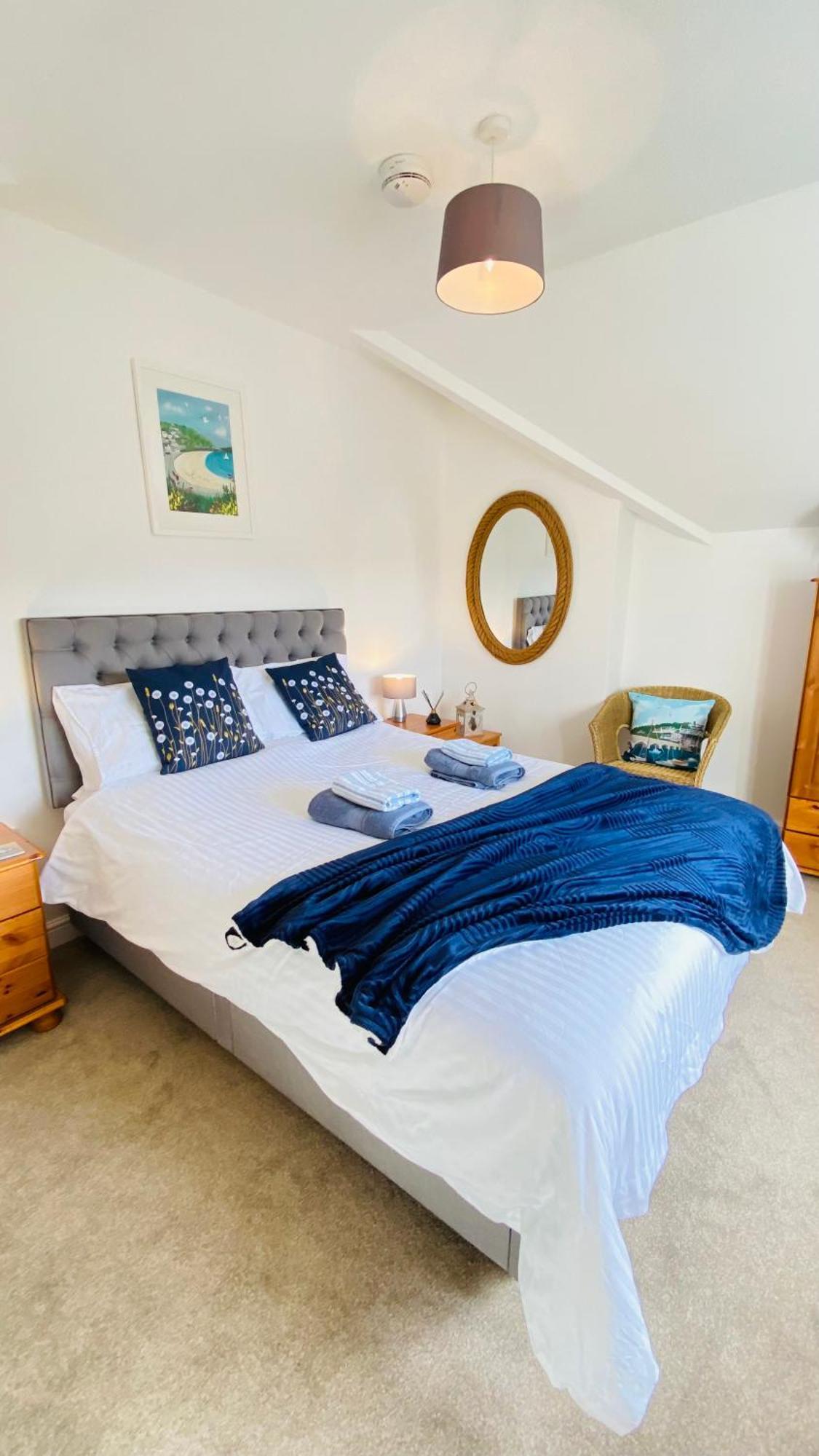 The Hillocks, Looe - Two Bedroom House With Fabulous Views Of Looe Town And Harbour Eksteriør bilde